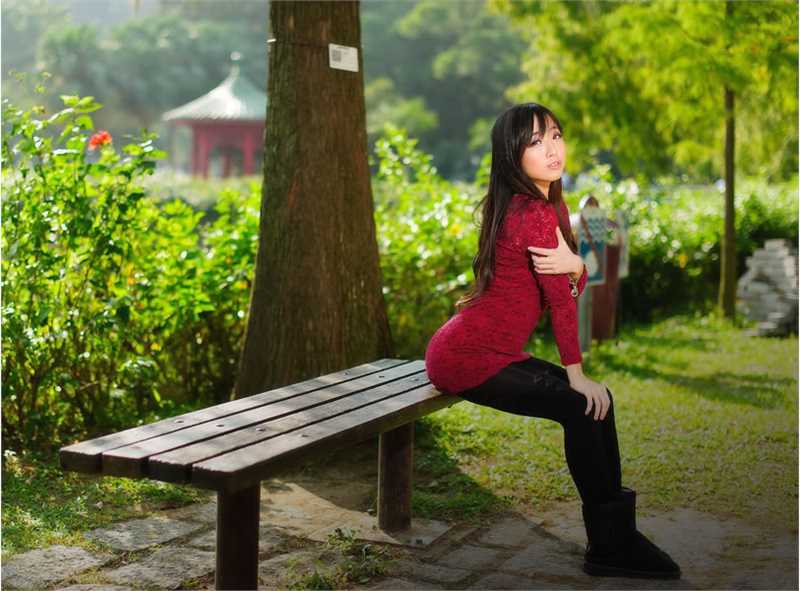 优质邻家女孩李倩熙户外清纯唯美写照图片