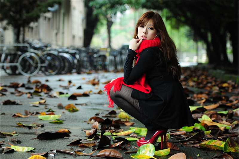 最新清纯校花秋日户外唯美写照图集