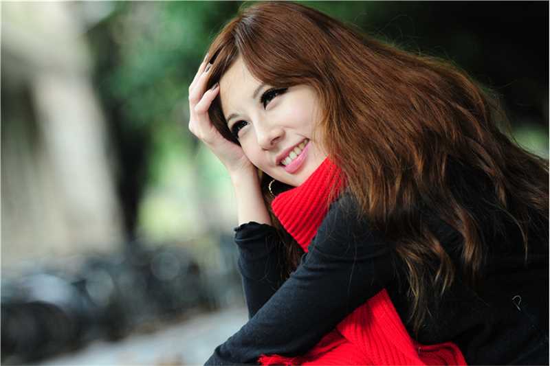 最新清纯校花秋日户外唯美写照图集