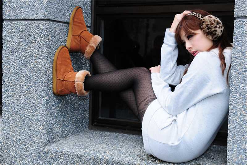 最新清纯校花秋日户外唯美写照图集