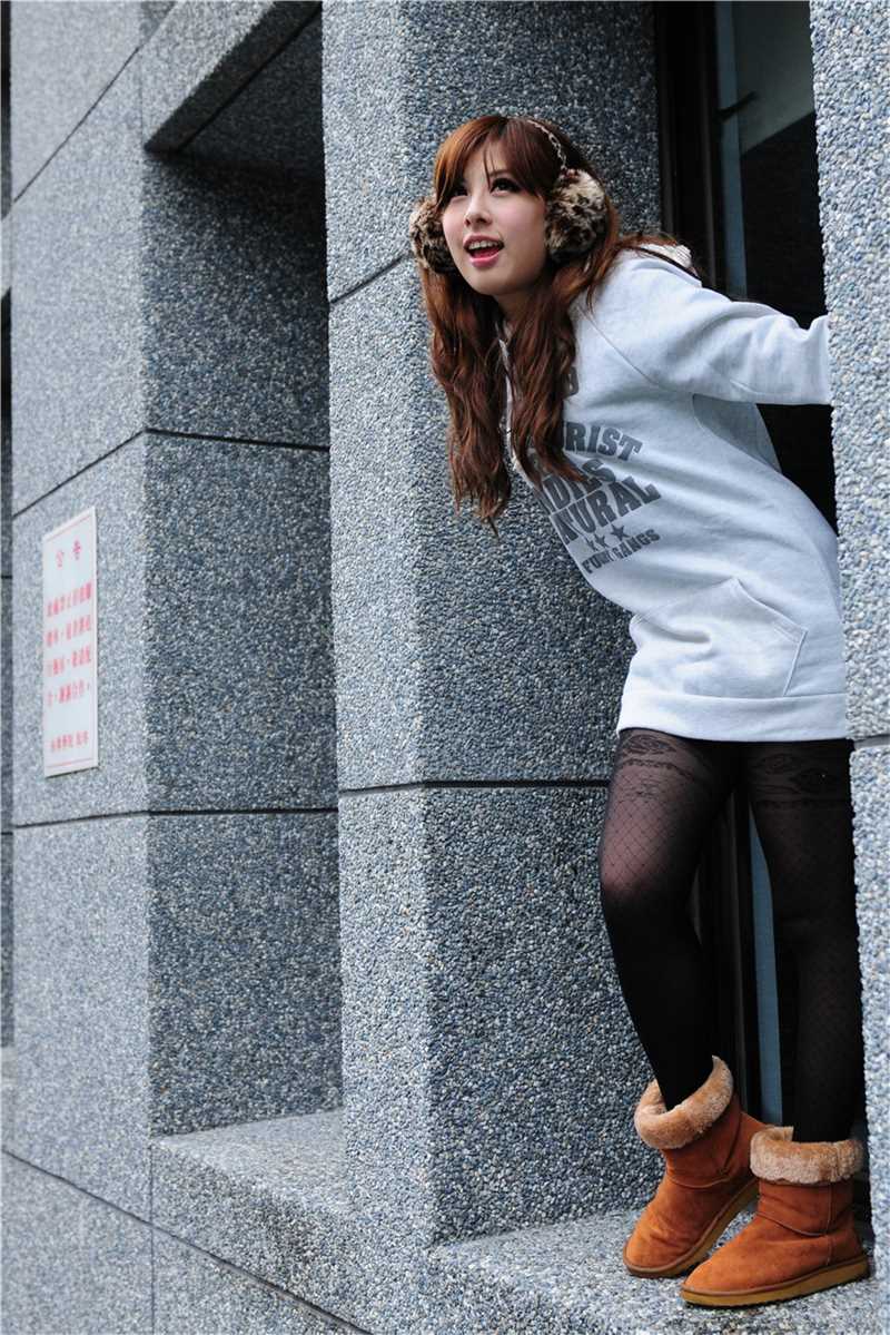 最新清纯校花秋日户外唯美写照图集