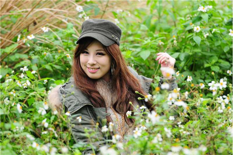 最新清纯校花秋日户外唯美写照图集