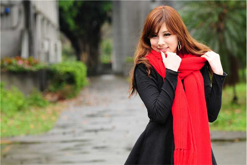 最新清纯校花秋日户外唯美写照图集