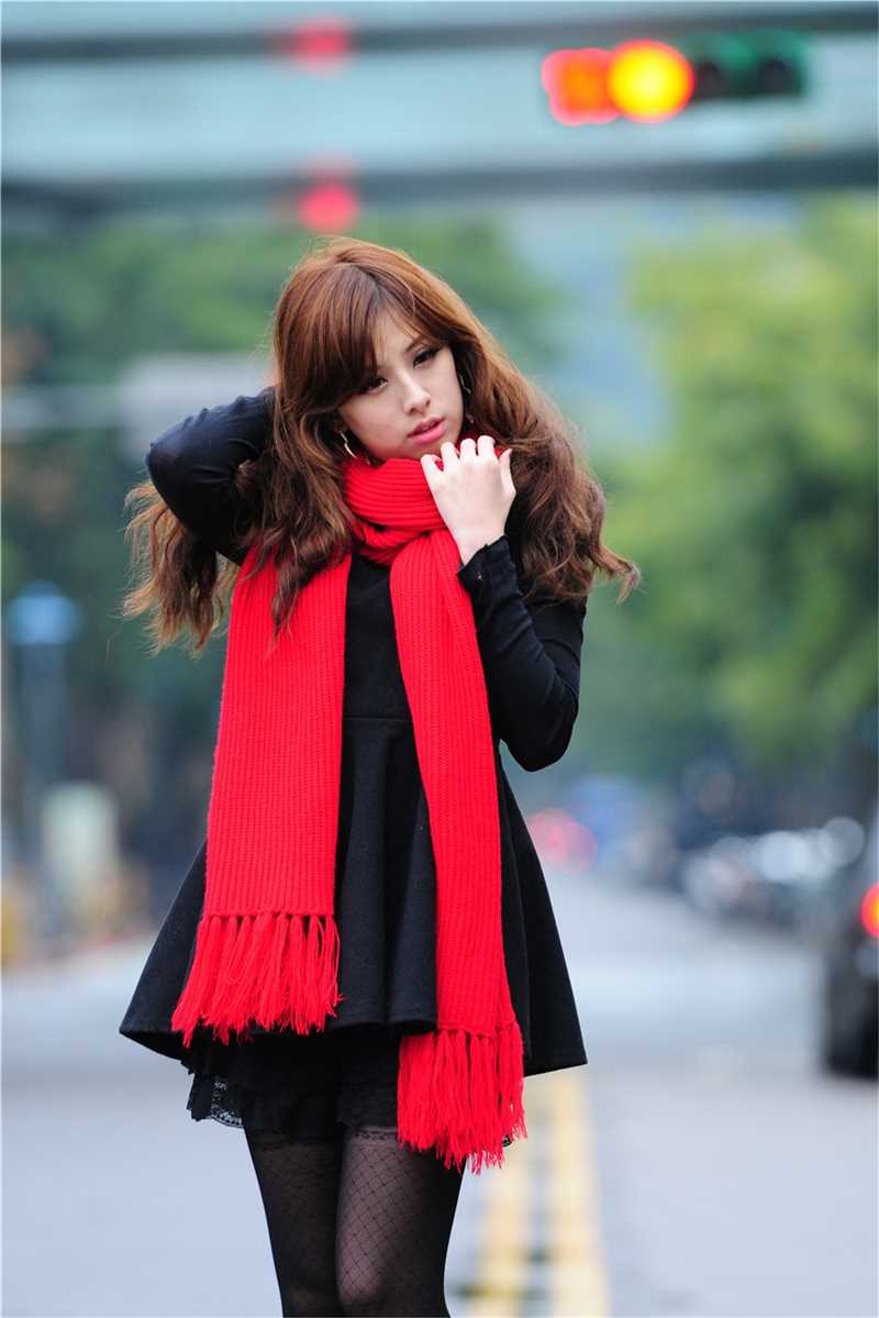 最新清纯校花秋日户外唯美写照图集