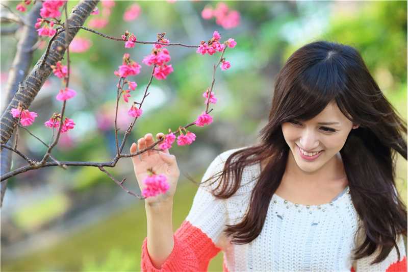 高清90后清纯美女初秋户外迷人图集