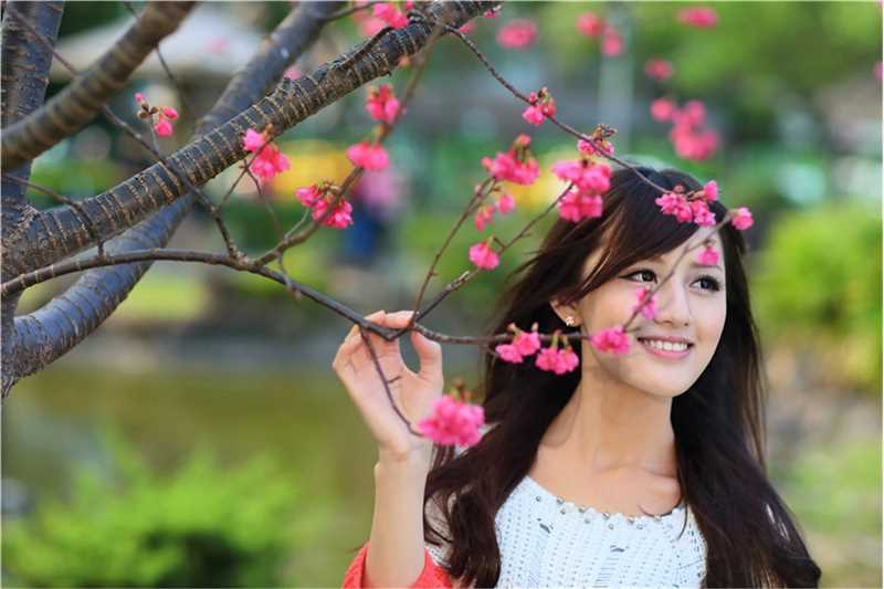 高清90后清纯美女初秋户外迷人图集