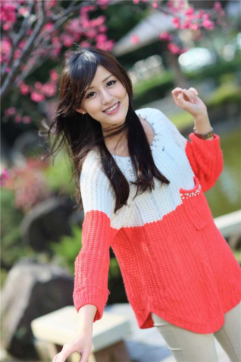 高清90后清纯美女初秋户外迷人图集