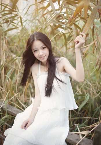 特别专辑天然素人白裙仙气十足写照图片