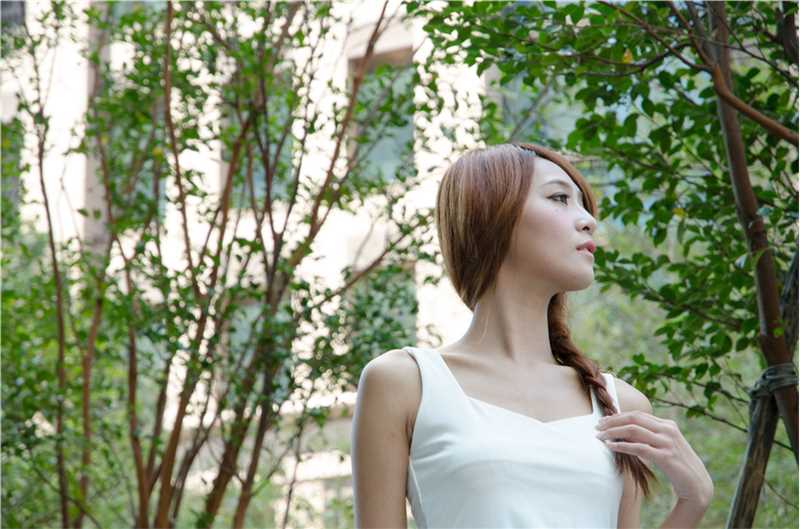 精选清纯美女校花小雪Winnie白衣迷人图册