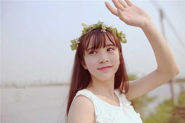 90后清纯校花户外迷人