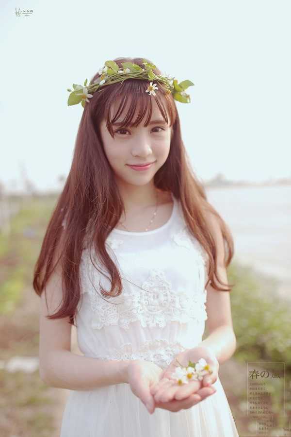 90后清纯校花户外迷人