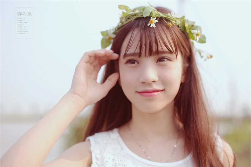 优质清纯美女白纱长裙户外相册