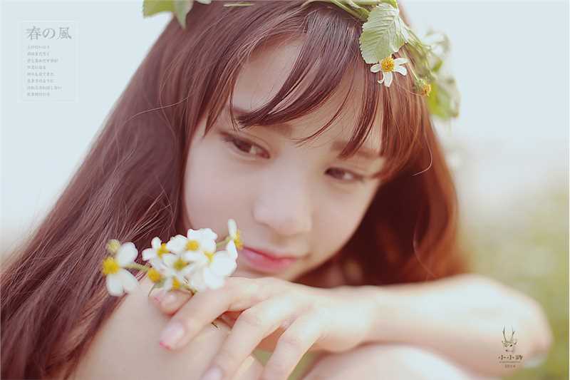 优质清纯美女白纱长裙户外相册