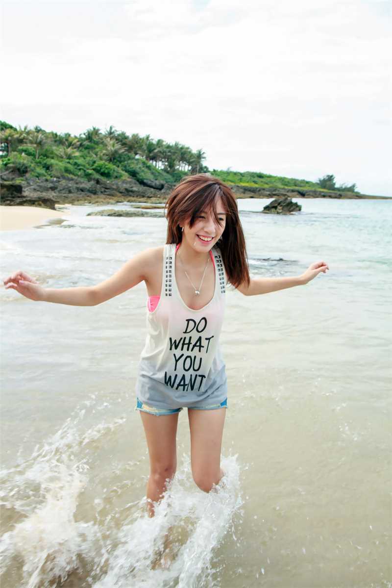 最全清纯萝莉沙滩热裤性感壁纸