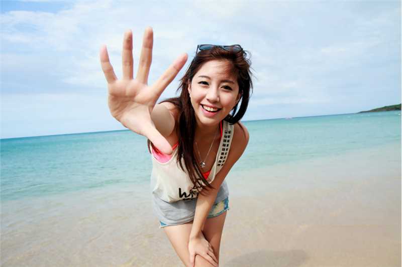 最全清纯萝莉沙滩热裤性感壁纸