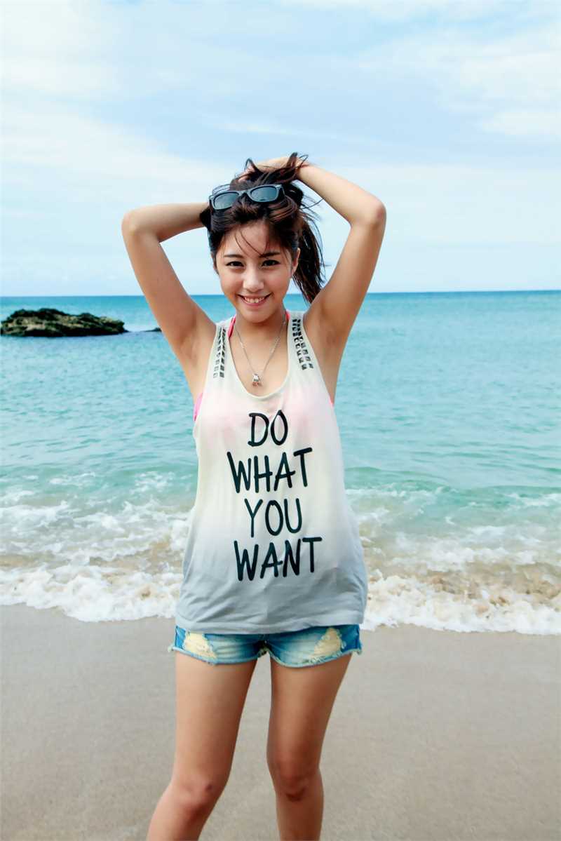 最全清纯萝莉沙滩热裤性感壁纸