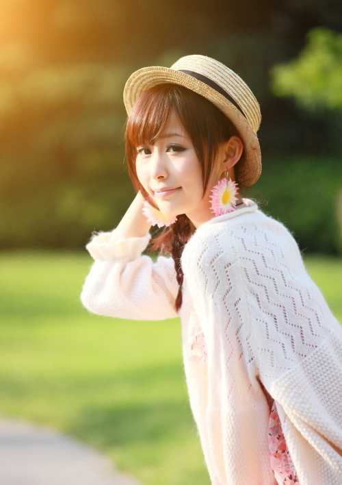 优质清纯少女户外迷人相册