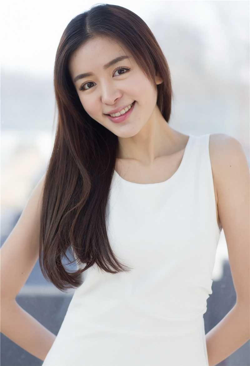 最新性感女星赵多娜玩转清纯诱惑图集