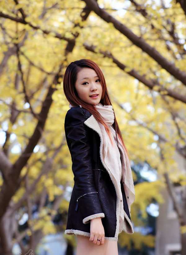 最全清纯校花秋日枫叶树下迷人相册