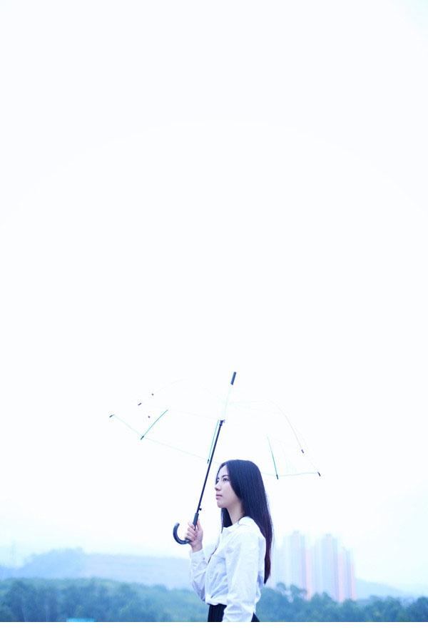 最新街拍美女学生装显清纯壁纸