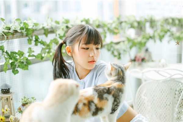 最新00后美少女夏日清纯壁纸