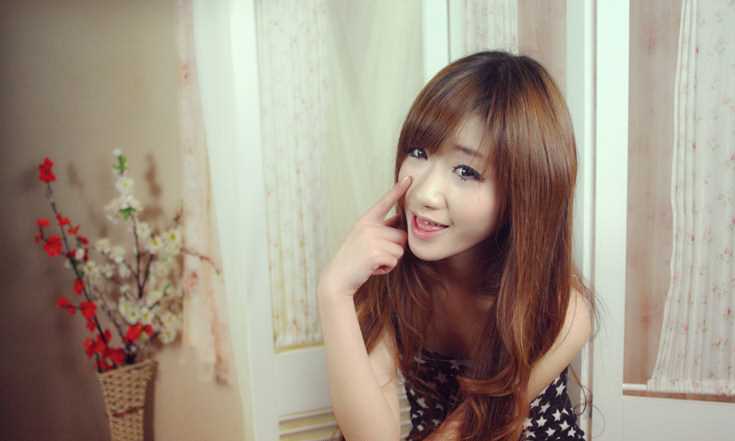 最新清纯美女高清唯美集壁纸