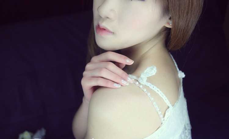 最新清纯美女高清唯美集壁纸