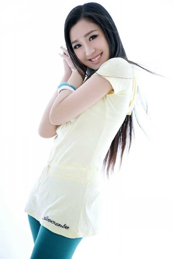 特别专辑刘雨维清纯可人高清照图片