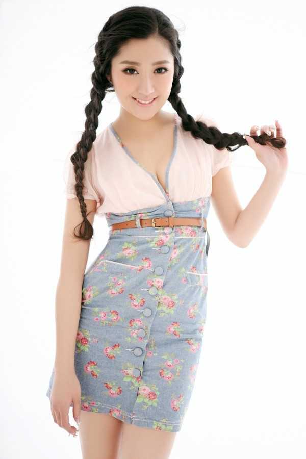 特别专辑刘雨维清纯可人高清照图片