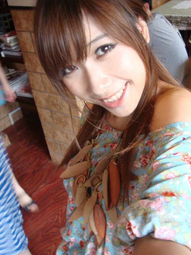 清纯美女吴梓嫣私房迷人