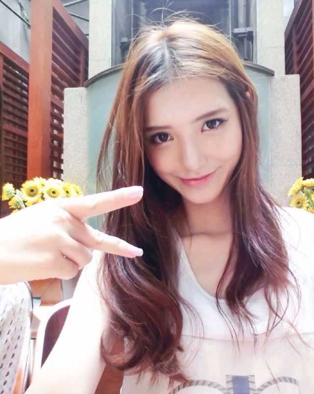 优质清纯美女王维琳高清迷人照图片