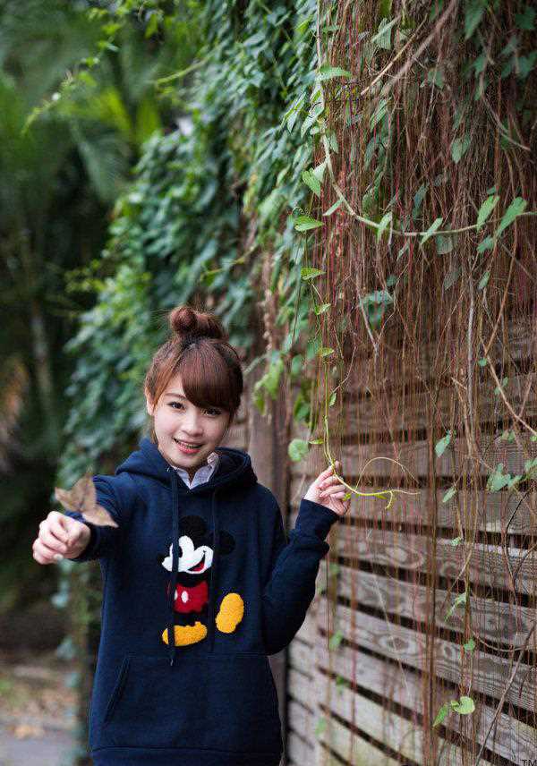 高清冬日清纯美女高清拍摄图集