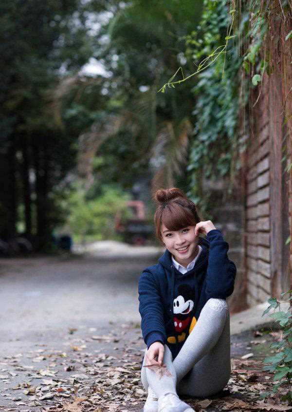 高清冬日清纯美女高清拍摄图集