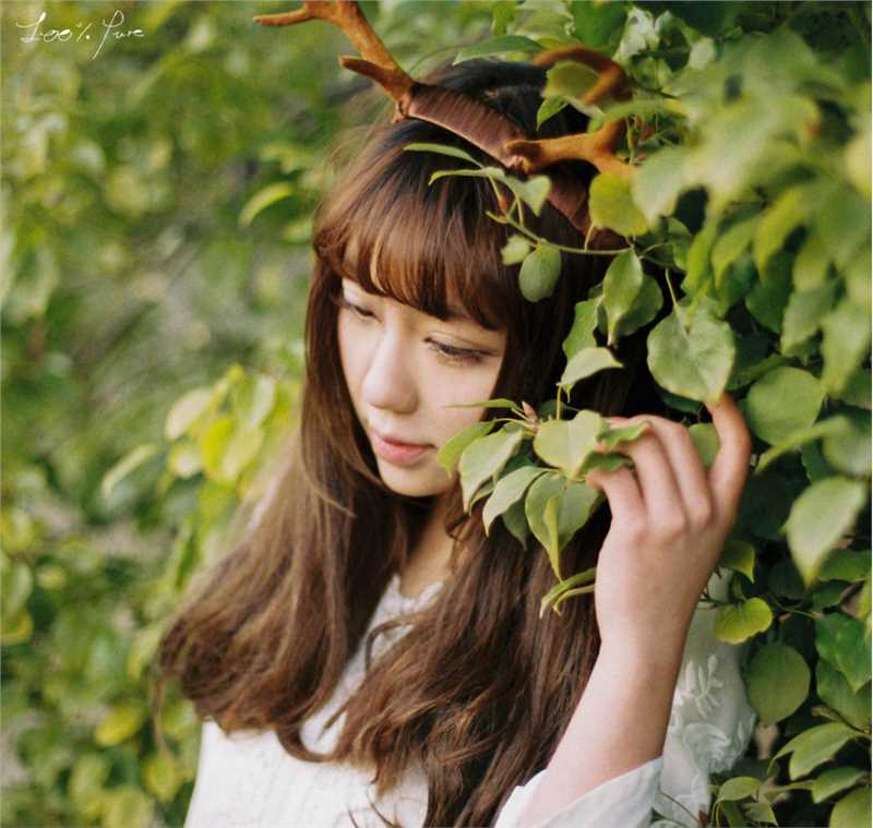 优质清纯长裙女孩户外拍摄相册