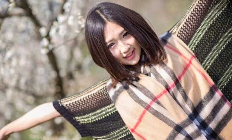 高清清纯美女户外唯美照图集