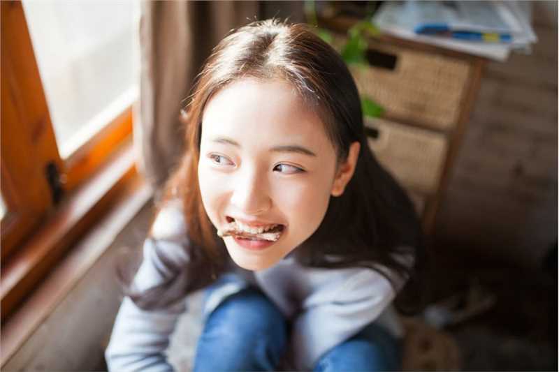 最全美女校花吴倩清纯迷人照相册