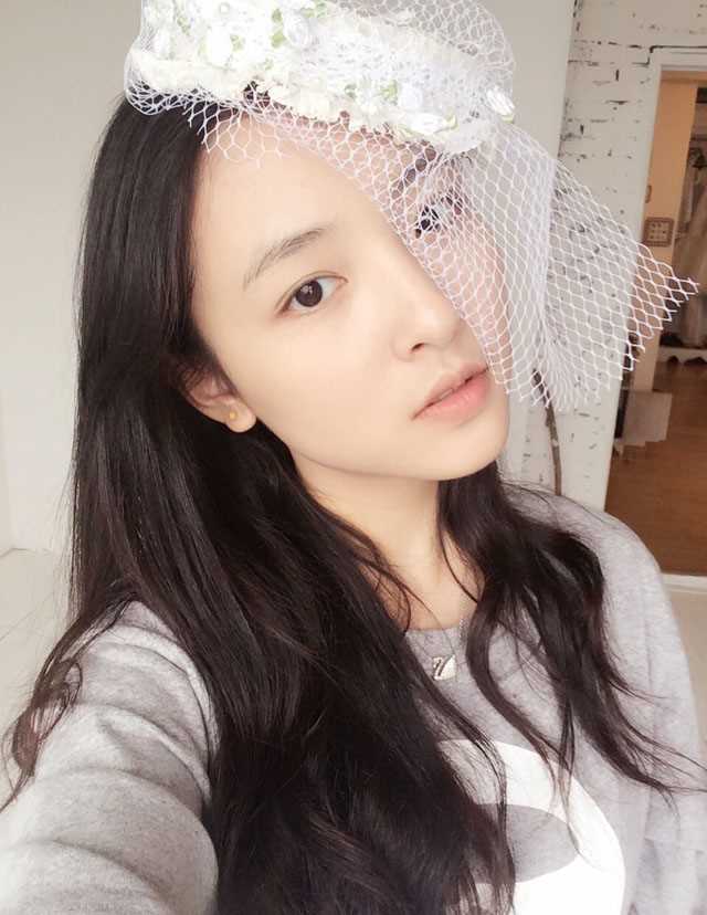 最全吴倩清纯迷人美照壁纸