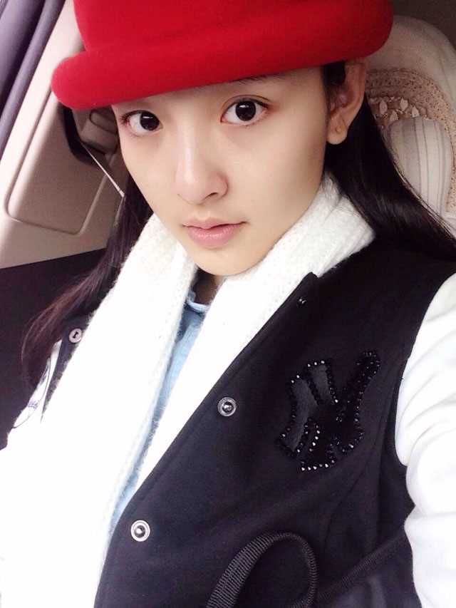 最全吴倩清纯迷人美照壁纸