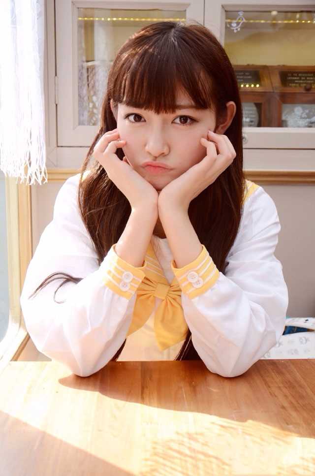 清纯美女许佳琪可爱迷人照