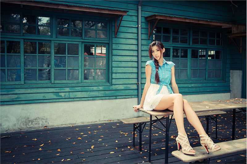 最全90后清纯美女高清室外合集相册