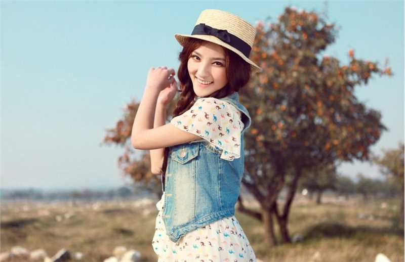 特别专辑初秋清纯美女户外迷人图片