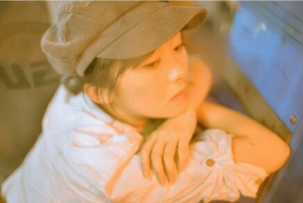 优质清纯女神宋伊人街拍大片相册