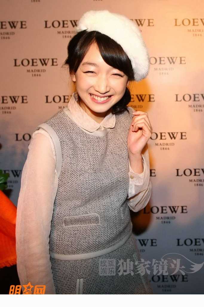 最新小清新周冬雨清纯迷人高清壁纸