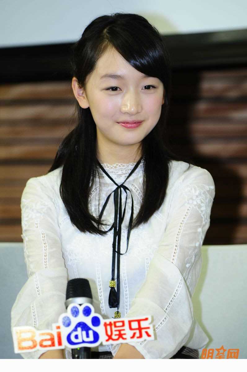 最新小清新周冬雨清纯迷人高清壁纸