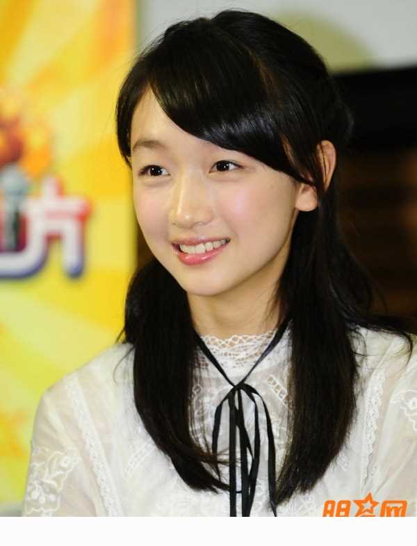 最新小清新周冬雨清纯迷人高清壁纸