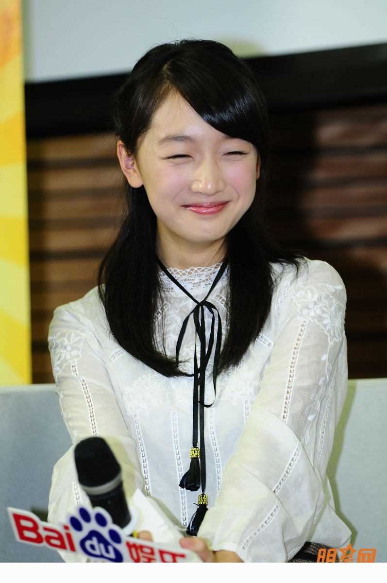 最新小清新周冬雨清纯迷人高清壁纸