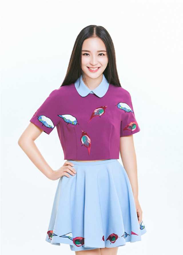 武大校花李莎旻子清纯拍摄