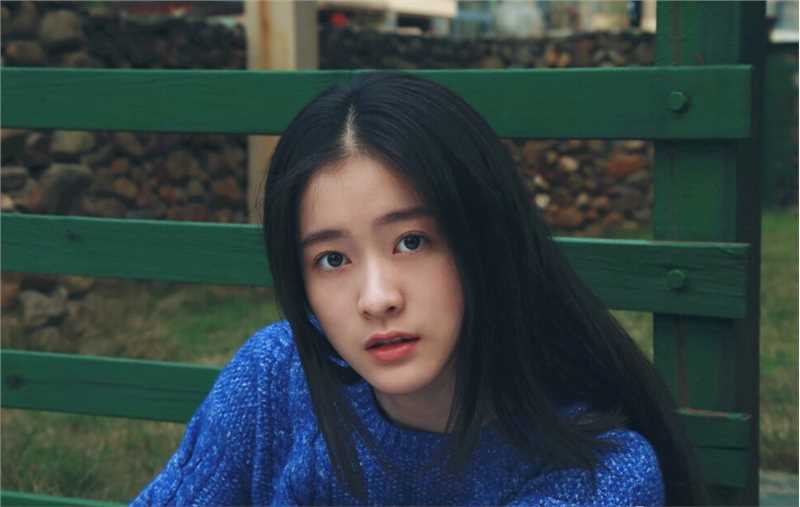 精选素颜美女张雪迎清纯迷人外拍图册