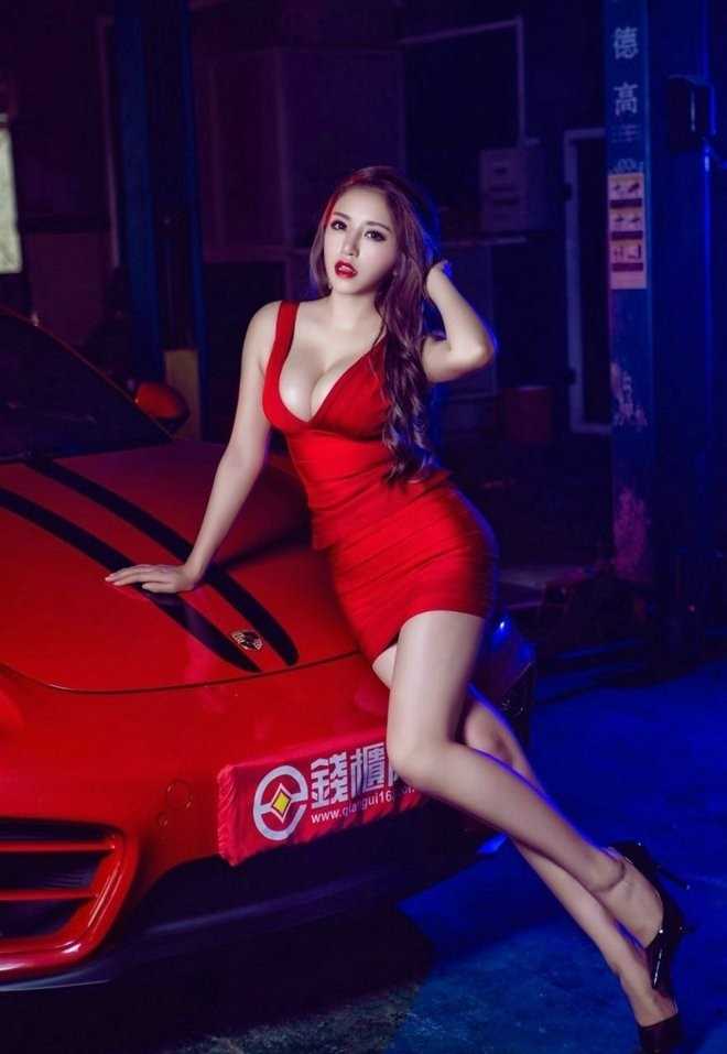 最全妖艳惹火车模美女大奶大长腿大尺度人体诱惑美女图片相册