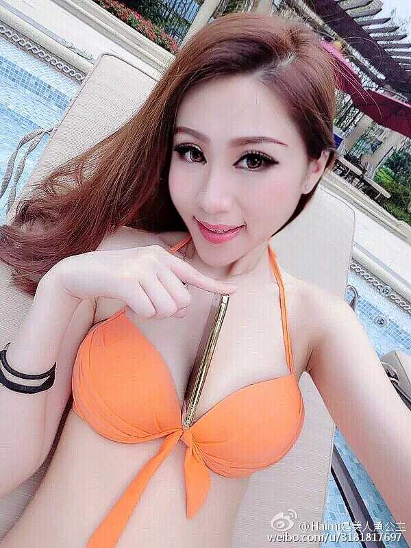 优质美女车模Haimi微博私房照妩媚迷人相册